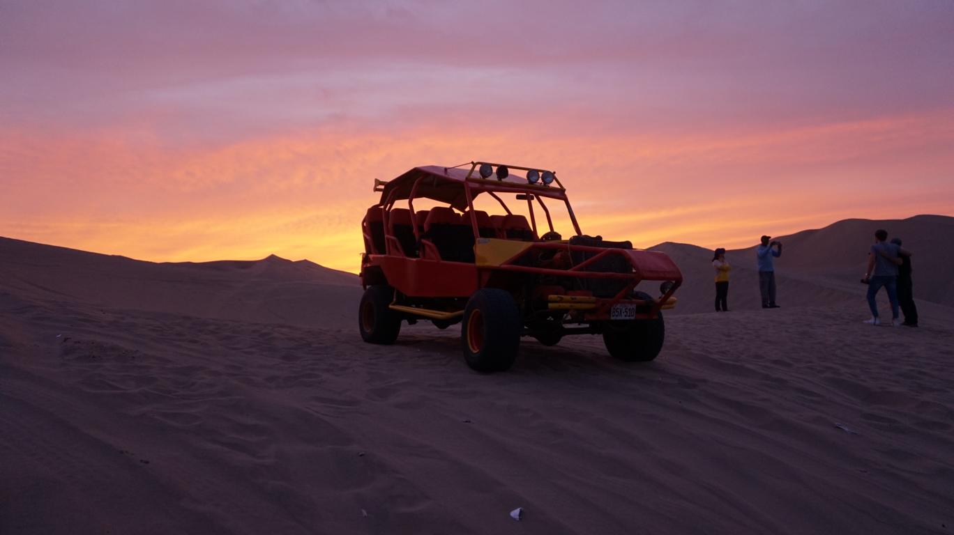 Dune Buggy Huacachina - Peru Hop