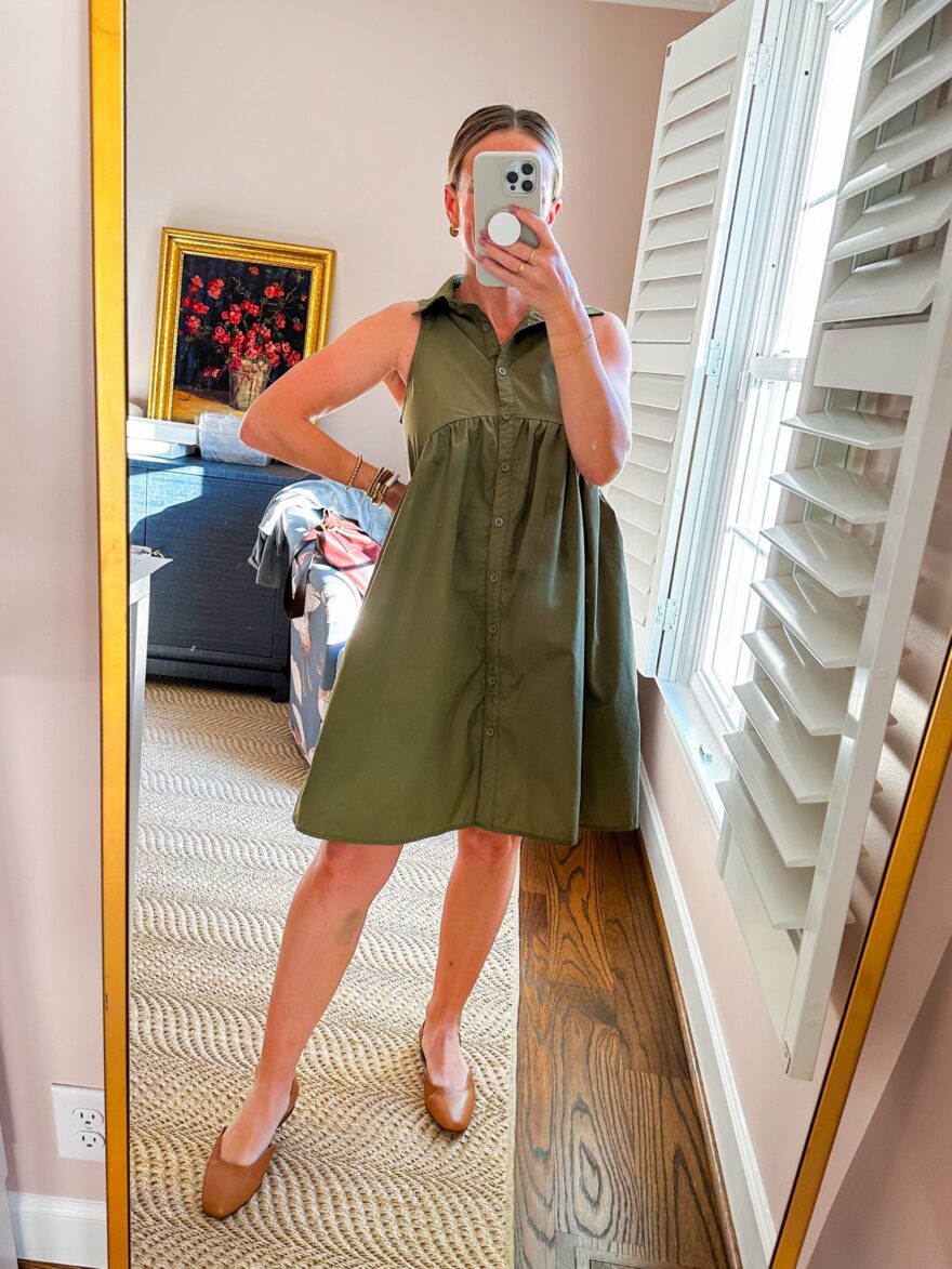 Woman taking a selfie and wearing Collared Sleeveless Amazon Shirt Dress one of her Nursing Friendly Dresses