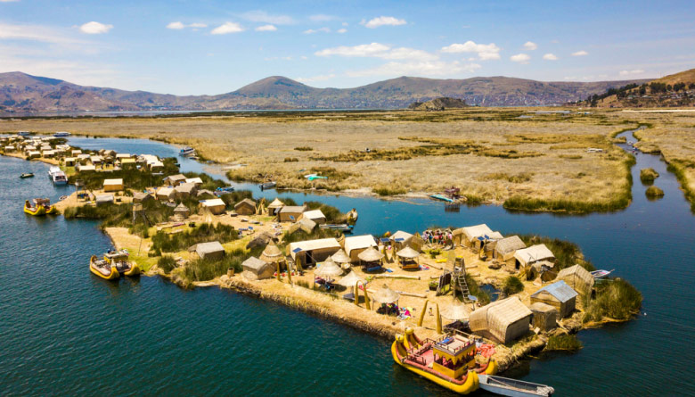 Reasons to visit Peru - Lake Titicaca