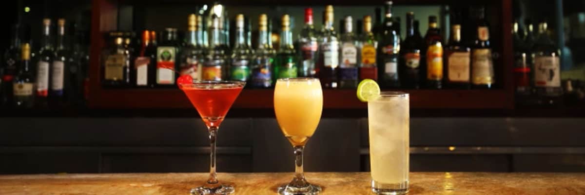 Pisco Sour drinks in Hotel Bolivar, Lima